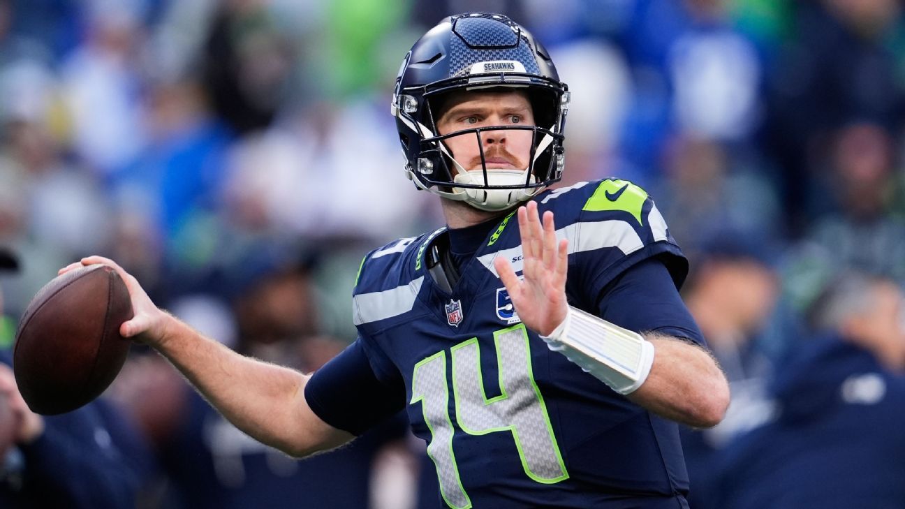 Follow live: Kenneth Walker III dives into end zone as Seahawks strike first